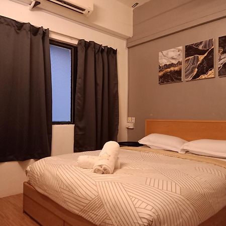 Sabai Sabai Guesthouse In Bayan Lepas Exterior photo